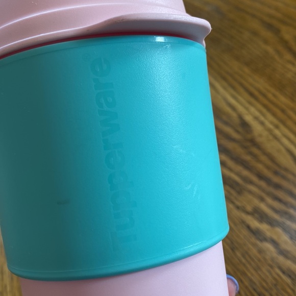 Tupperware To-Go Cup - Picture 3 of 5